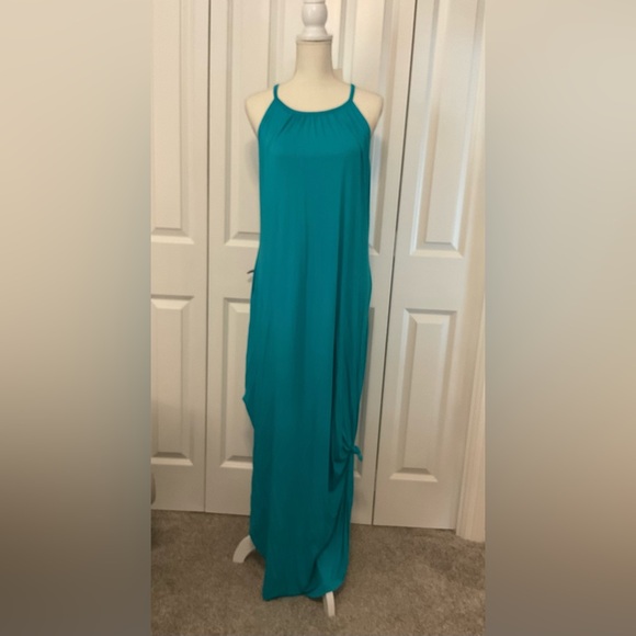 Elegant Teal Maxi Dress - Picture 4 of 15
